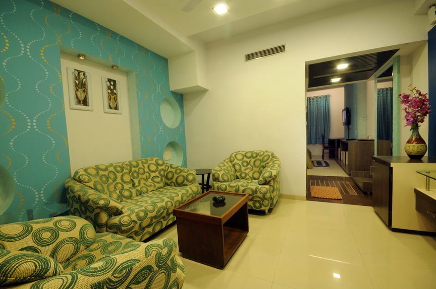 Hotel Surabhi Regency Ānand Стая снимка